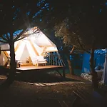 럭셔리텐트 Kabaceira Glamping *